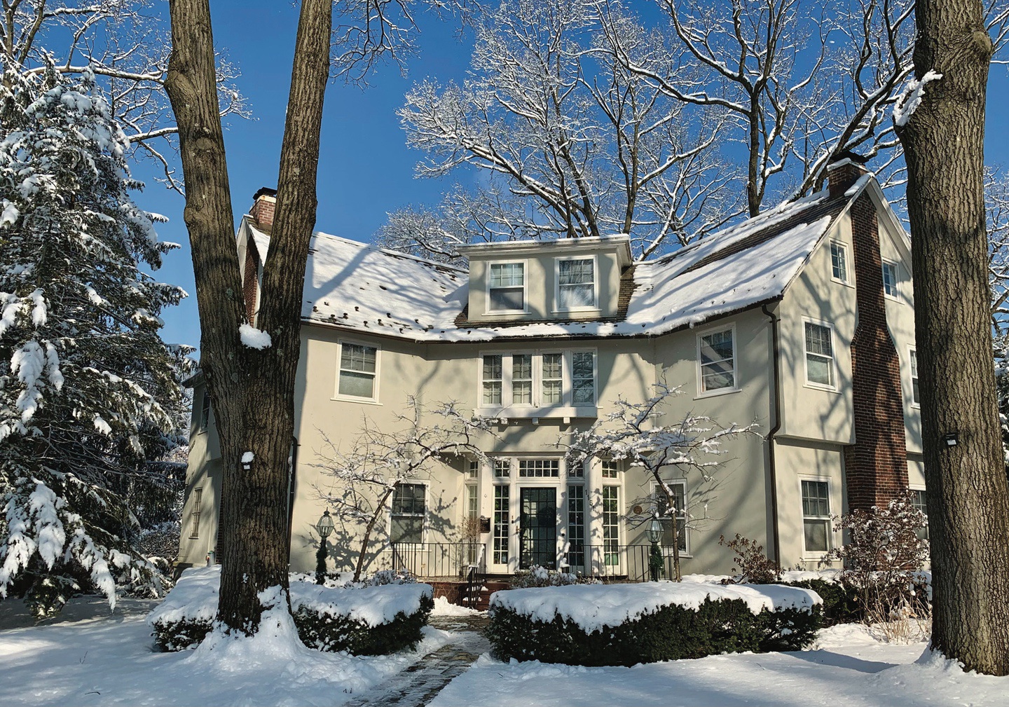 Home The GE Realty Plot